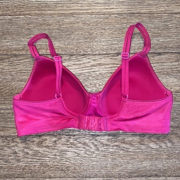 Chantelle Vous Et Moi Wire-Free T-Shirt Bra - Picture 2 of 8